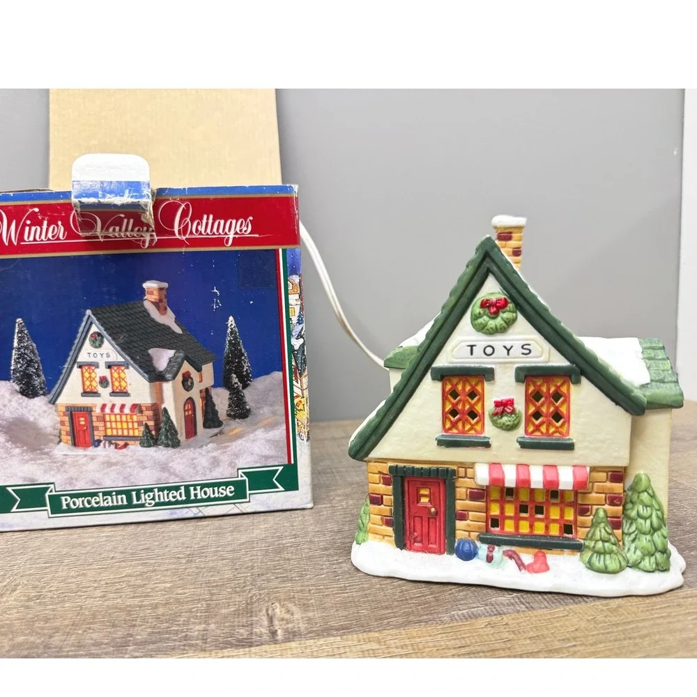 Winter Valley Cottages Porcelain Lighted House Toy Shop Christmas Village Boxed